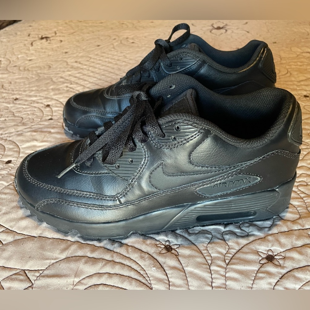 Nike Air Max 90 Kids Size 7Y